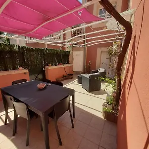 Appartement Maison 100 M2, Terrasse 25 M2, Clim, 3 Chbs Avec Tv, Parking, Pierrelatte