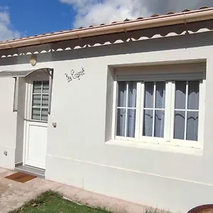 Hébergement de vacances Maison Cagnat, Pierrelatte